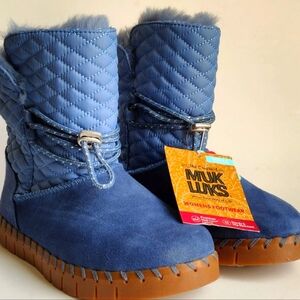 New Muk Luka water repellent suede boots twilight blue women size 6.5